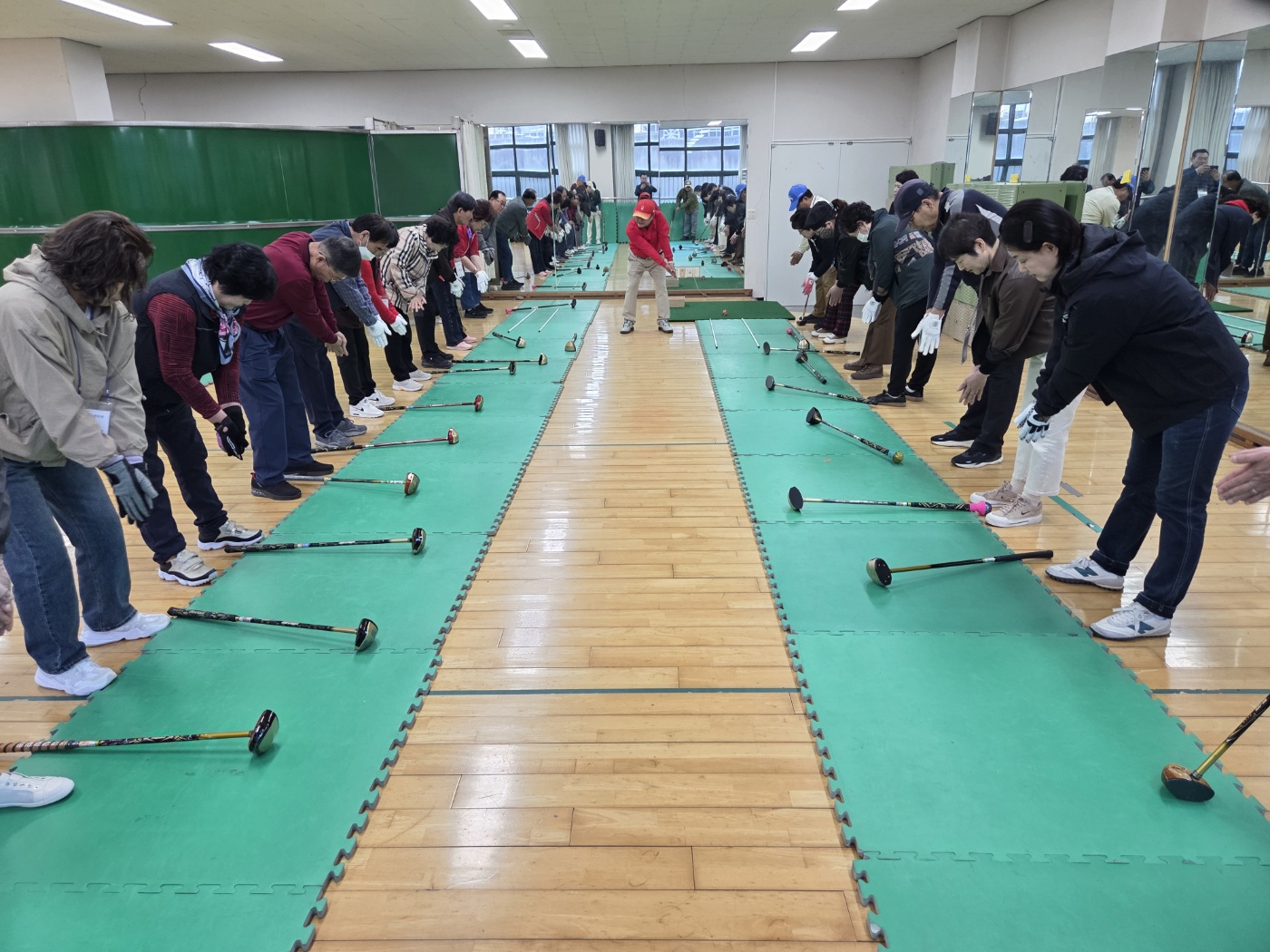 2026학년도 1학년 파크골프 수업 모습