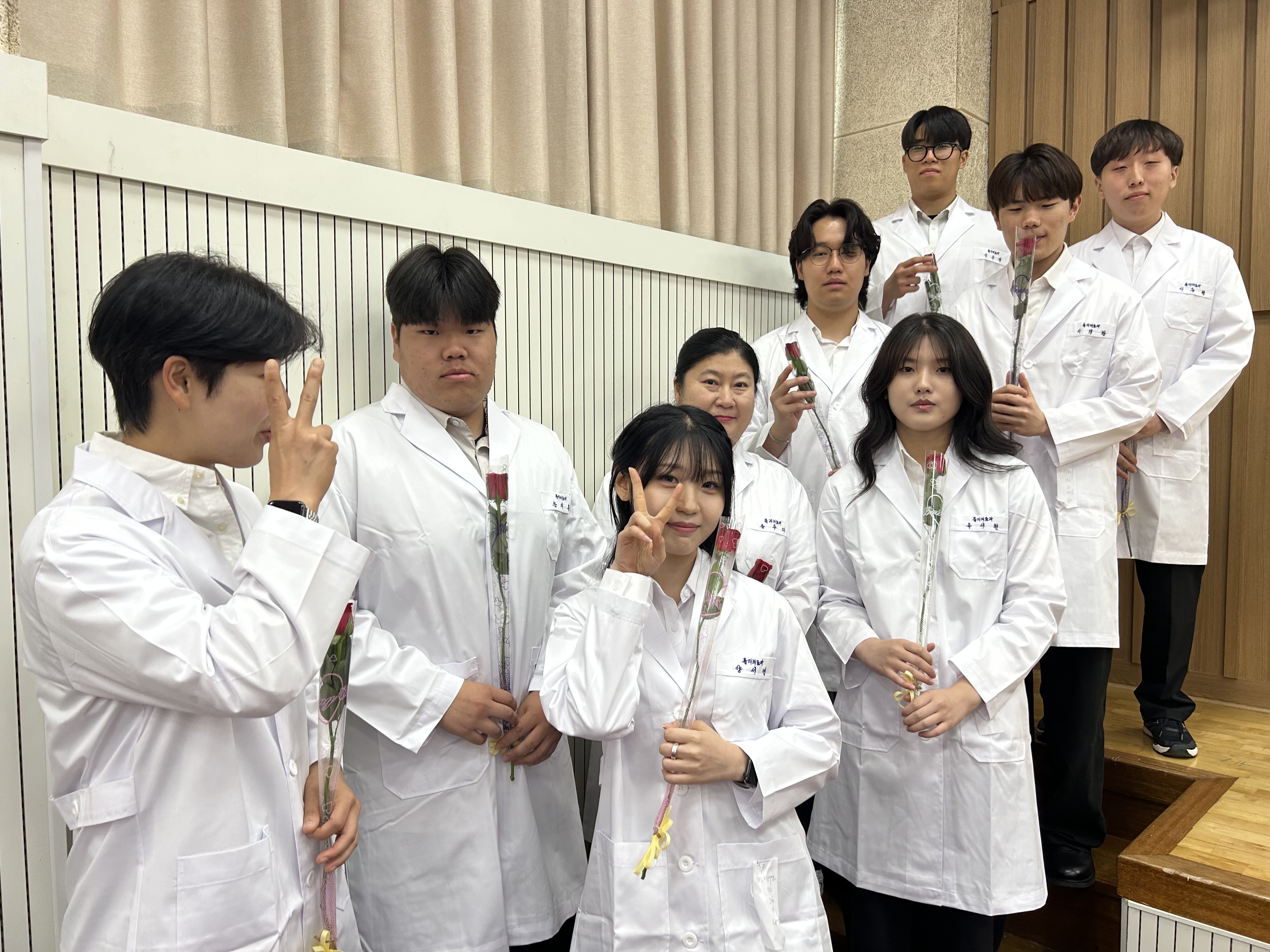 2026 가운식