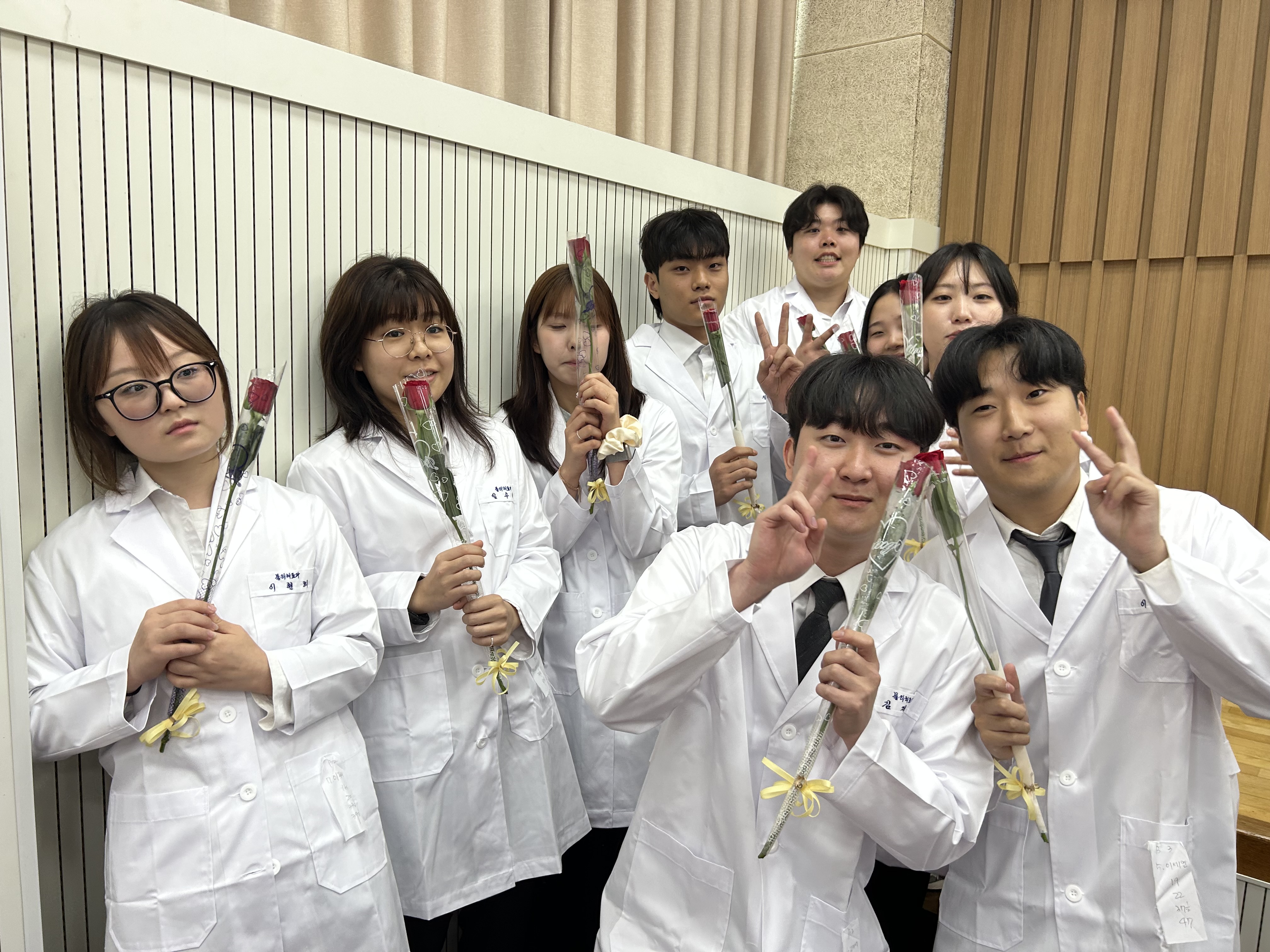 2026 가운식